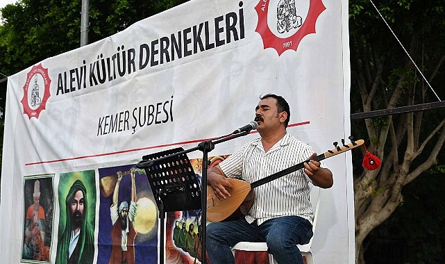 Alevi Kültür Dernekleri Kemer Şubesinden aşure lokması