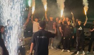 Almanya’da Ülkemizi Gururlandıran Bisikletçilerimize Coşkulu Karşılama