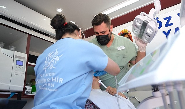 Başkan Çerçioğlu Ağız ve Diş Sağlığı Hizmetlerini Efeler, Didim ve İncirliova’da Vatandaşlarla Buluşturdu
