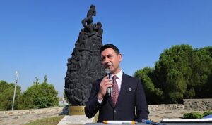 Bayraklı’da Madımak Anması