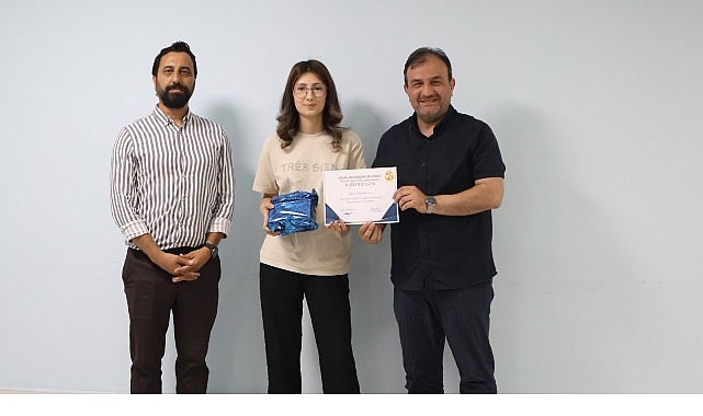 Beyaz Kalpler’de mezuniyet heyecanı