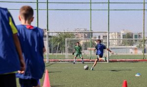 Buca’da yaz tatili futbolla renkleniyor