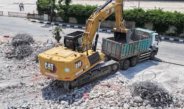 Büyükşehir’den Yunusemre İlçesine Modern Sosyal Tesis