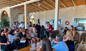 Castello Fontana’ya Çeşme Halkından Güçlü Destek