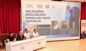 DEÜ’de “Sınırları Aşan Hekimlik” Konuşuldu