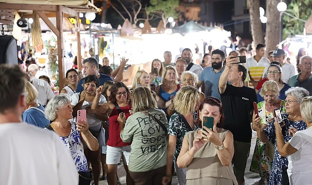 Didim Belediyesi Altınkum Sanat Sokağı’nda Sanat ve Dayanışmayı Buluşturdu