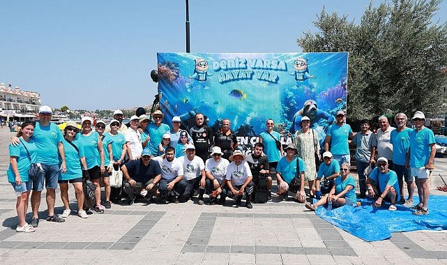 Foça’da Kapsamlı Deniz ve Kıyı Temizliği: “Denizden Çıkanlar İnsanlığın İzleri” Sergileniyor