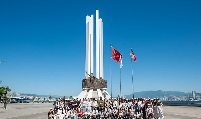 Geleceğin mimarları Karşıyaka’nın tarihi mirasını keşfetti