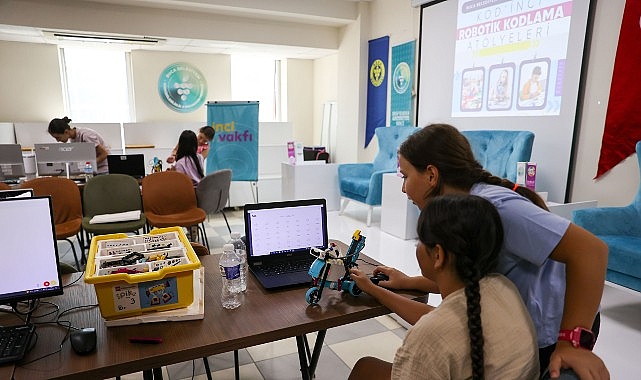 Geleceğin mühendisleri Buca’da yetişiyor