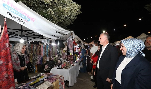Hanımeli Alışveriş Şenliği Tüm Coşkusuyla Devam Ediyor