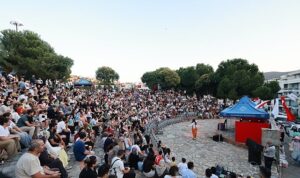 Karabağlar’da Neşeli Sokaklar Mutlu Çocuklar Şenliği yoğun katılımla başladı