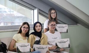 Kartepe’de Gençler Hayatı Deneyimliyor