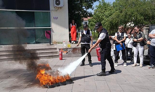 Keçiören Belediyesi Personeline “Afet Farkındalık ve Yangınla Mücadele Eğitimi”