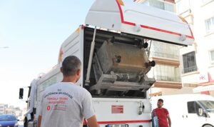 Keçiören’de Kesintisiz Temizlik Mesaisi