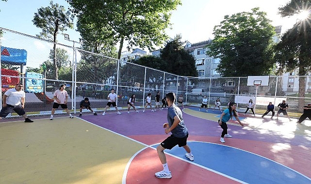 Küçükçekmeceliler, Sabah Akşam Demeden Ücretsiz Spor İmkânı!