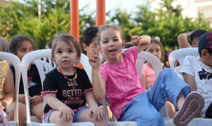 Maltepe’de çocuklar “Çöp ve Hazine” ile hem eğlendi hem öğrendi
