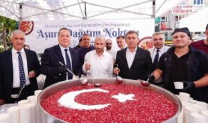 Manisa Büyükşehir’den Muharrem Ayında 20 Bin Kişiye Aşure İkramı