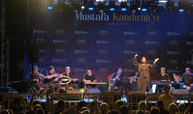 Mustafa Kandıralı eserleriyle anıldı