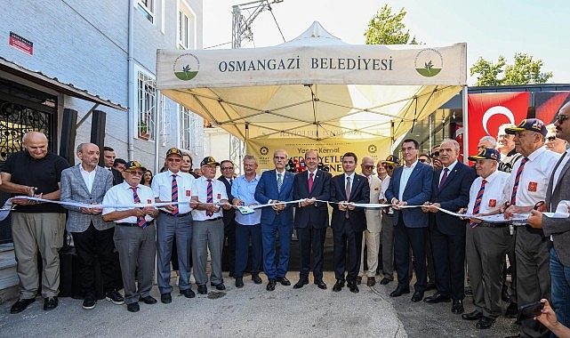 Osmangazi’de Yaşar Kemal Medeniyetler Kütüphanesi Hizmete Açıldı