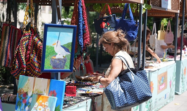 Potlaç Kadın Emeği Pazarı, Bahariye’den Yaza Merhaba Dedi