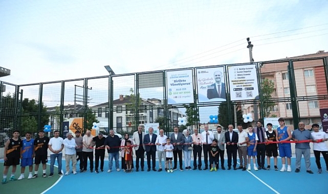 Süleymaniye Mahallesinde Yeni Semt Sahası Törenle Açıldı