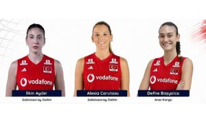 Üsküdar Üniversiteli Filenin Sultanları zirvede!