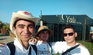 Üsküdar Üniversitesi öğrencileri Akdeniz’in geleceği için sahada!