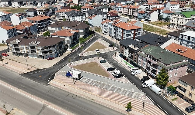 Yeni Mahallede 11 Sokakta Asfalt Ve Tretuvar Çalışması Tamamlandı