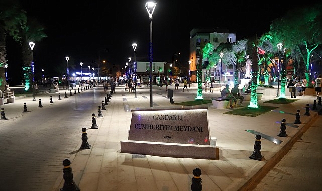 Çandarlı’nın yeni Cumhuriyet Meydanı açılıyor