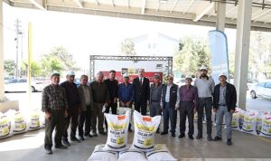 Başkan Altay: “Üreticilerimize Bugüne Kadar 1 Milyon 214 Bin Kilogram Hibe Destekli Macar Fiği Tohumu Verdik”